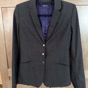 Elie Tahari Blazer size 4 dark gray